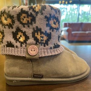 Little Girls Muk Luk Boots